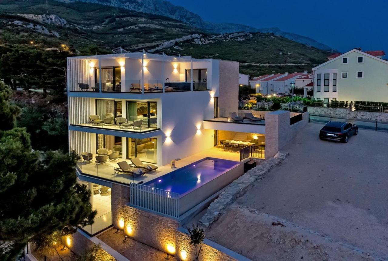 Luxury Villa Delight II Promajna With Pool, Gym, Sauna And Jacuzzi 外观 照片